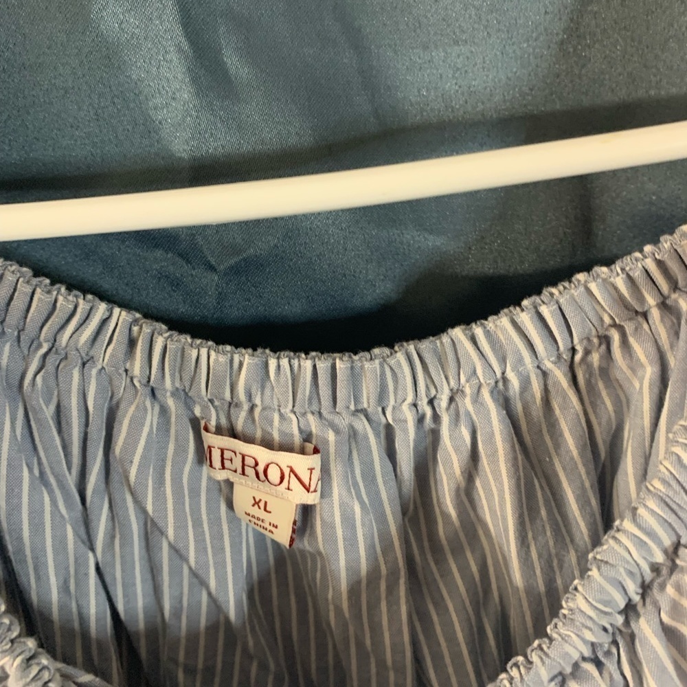 merona ruffles - Picture 2 of 3